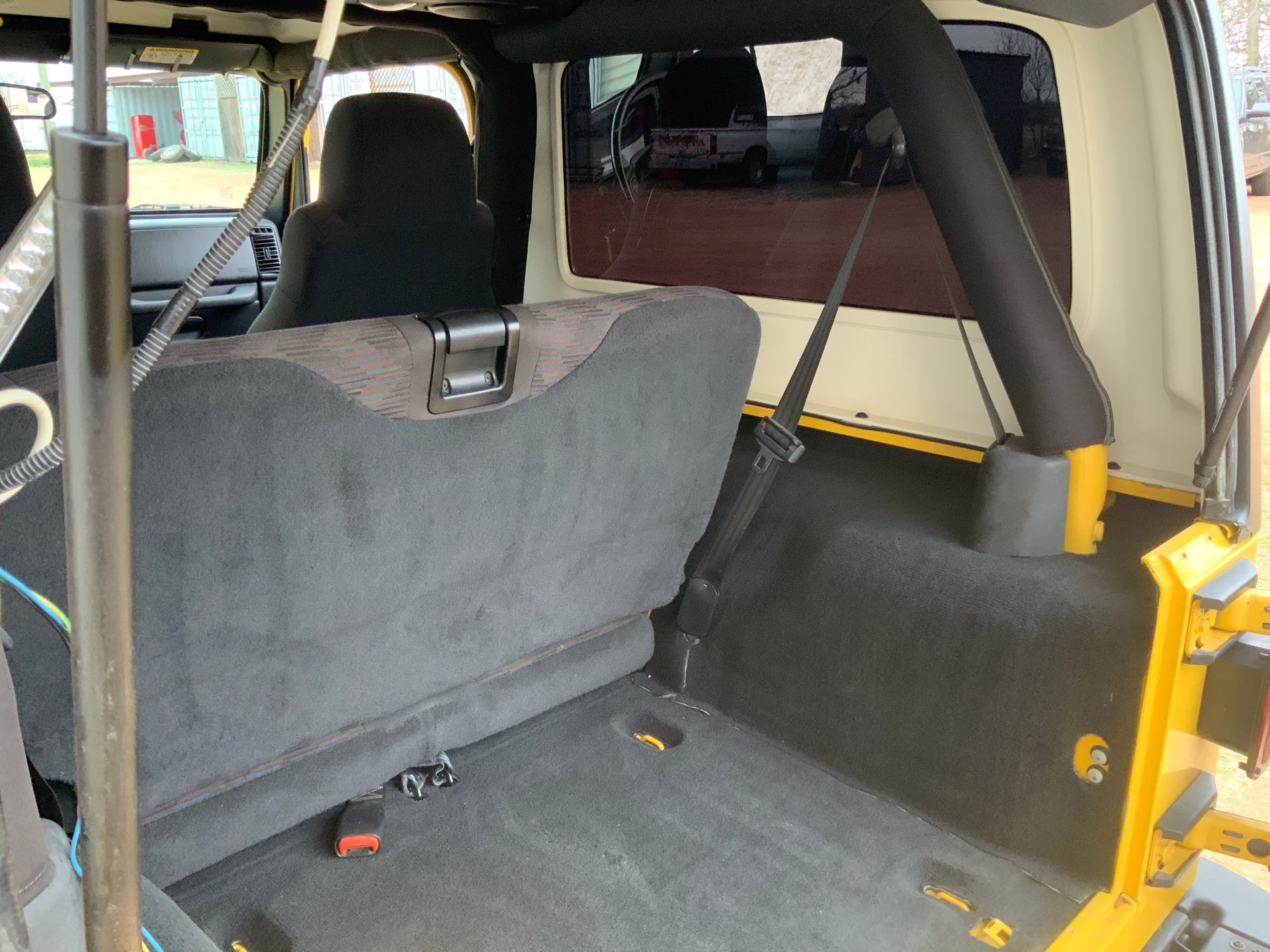 2004 Jeep Wrangler - Image 14