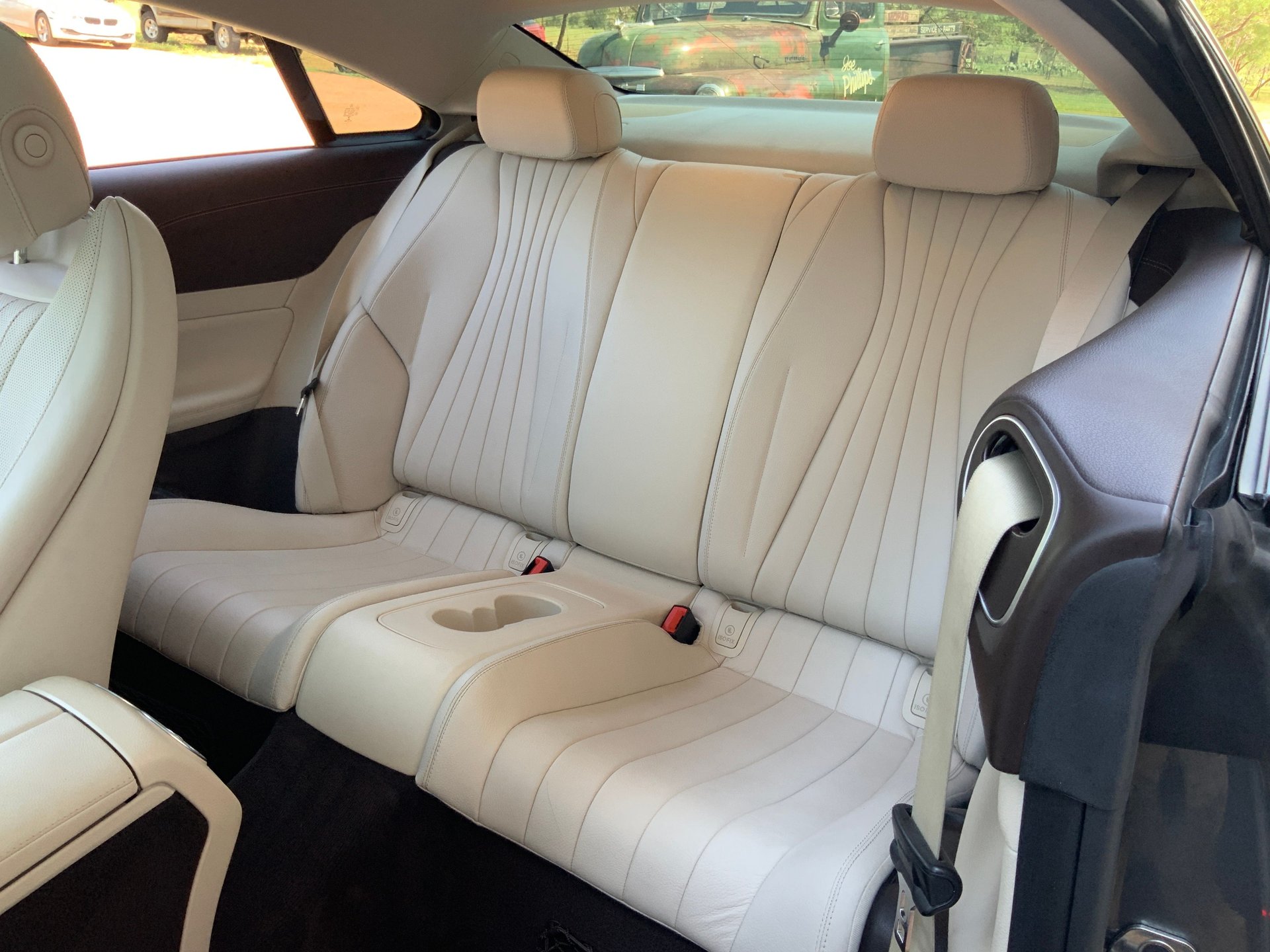 2018 Mercedes-Benz E400 - Image 15
