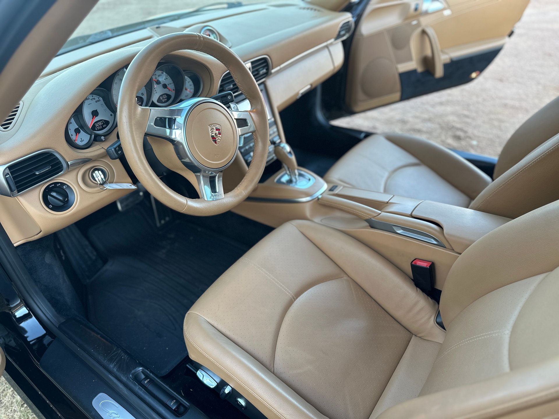 2011 Porsche 911 Carrera S - Image 11