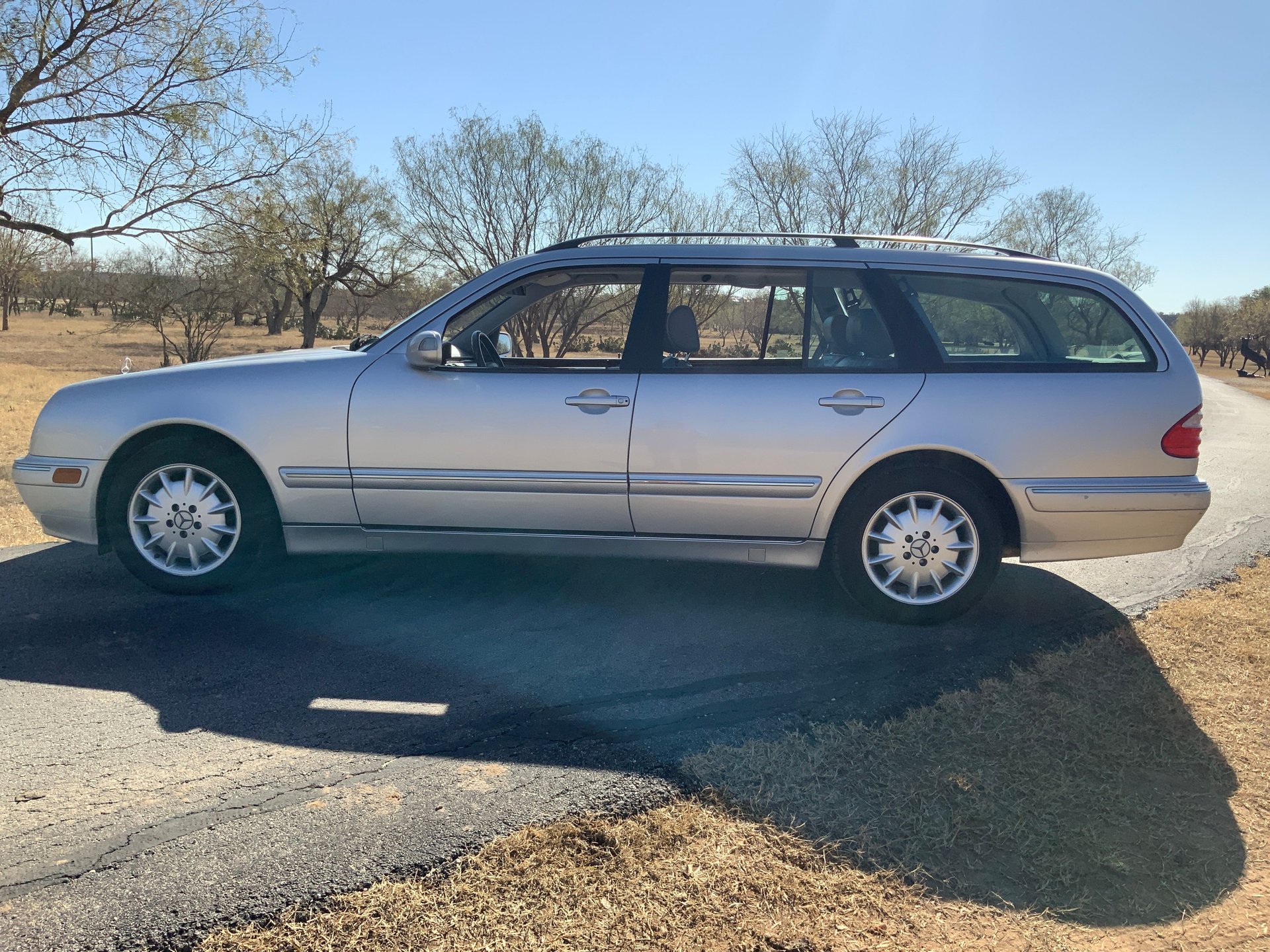 2003 Mercedes-Benz E320 - Image 2