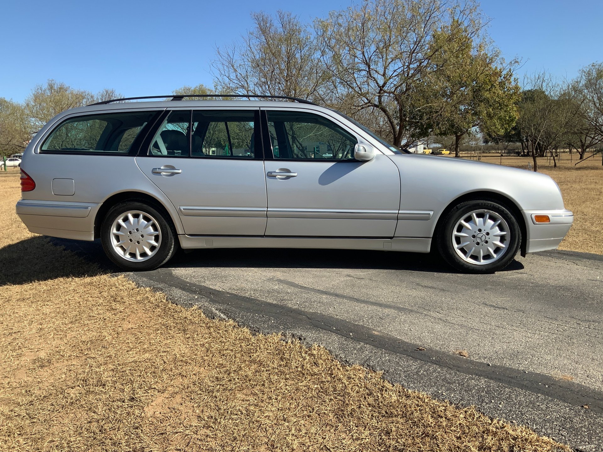 2003 Mercedes-Benz E320 - Image 6