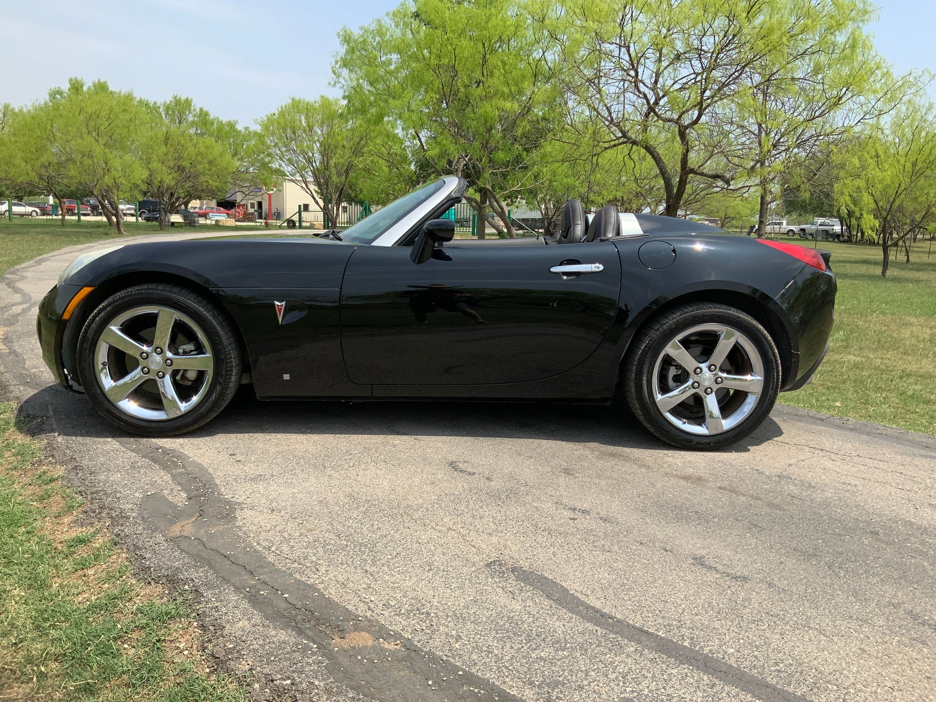2008 Pontiac Solstice - Image 3