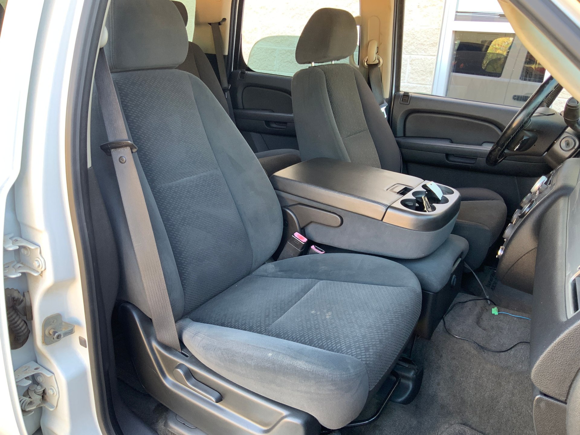 2008 Chevrolet Tahoe - Image 11