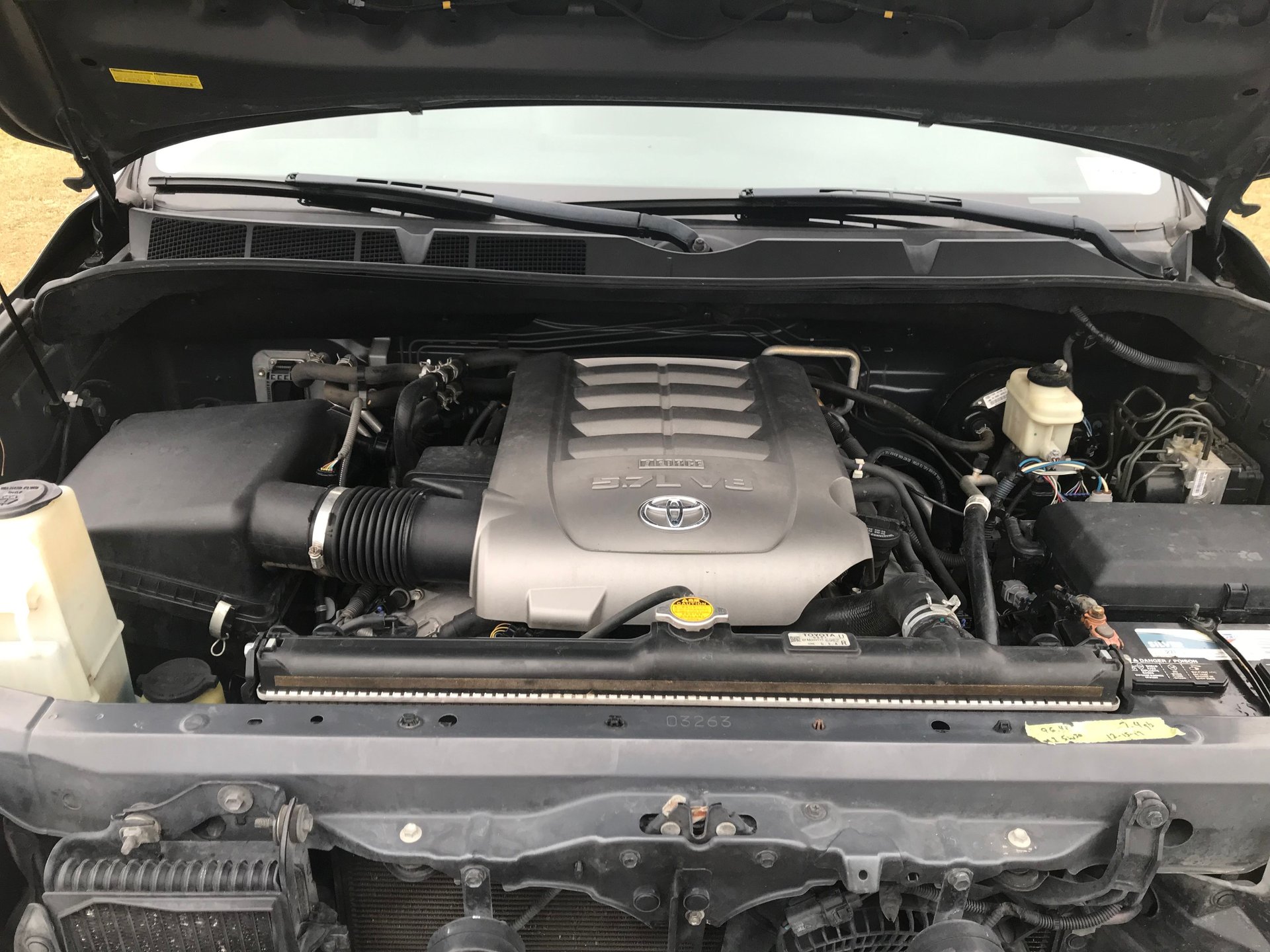 2008 Toyota Sequoia - Image 14