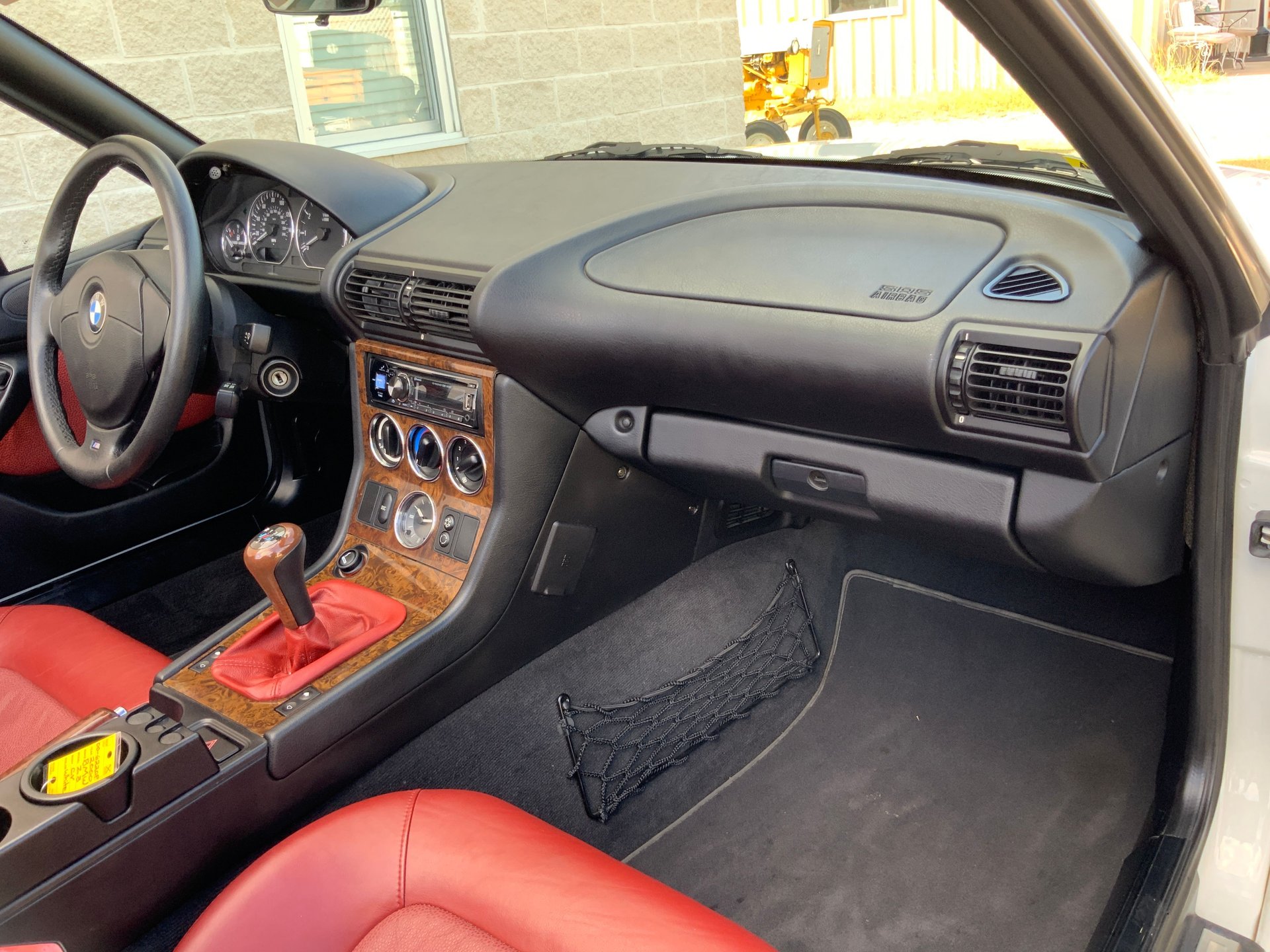 2000 BMW Z3 - Image 11