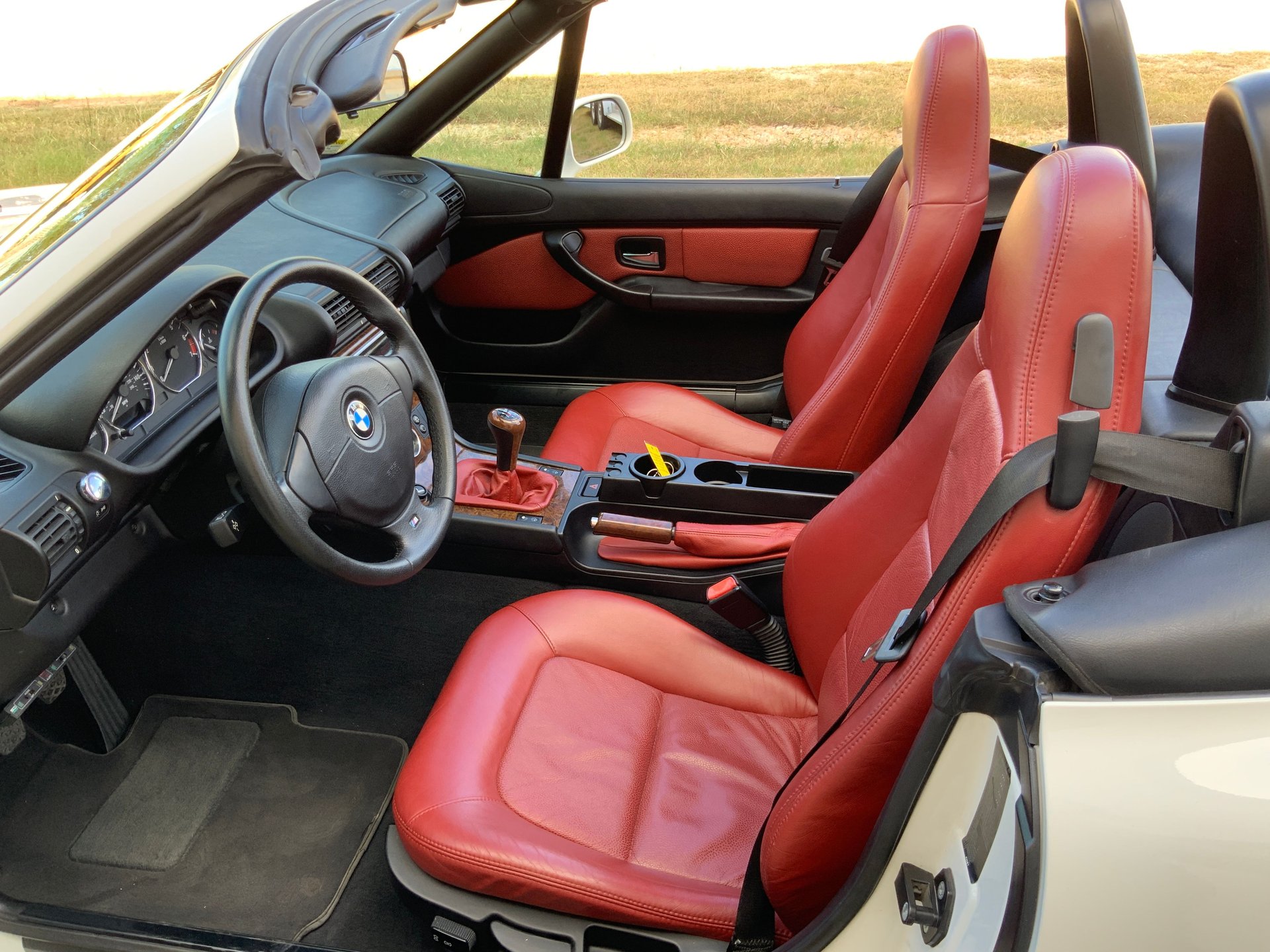 2000 BMW Z3 - Image 9