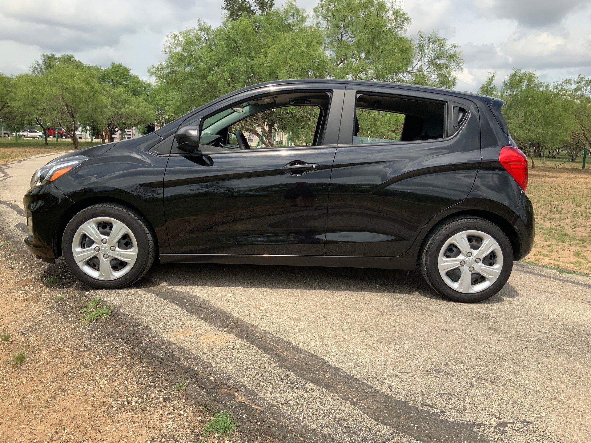 2019 Chevrolet Spark - Image 3